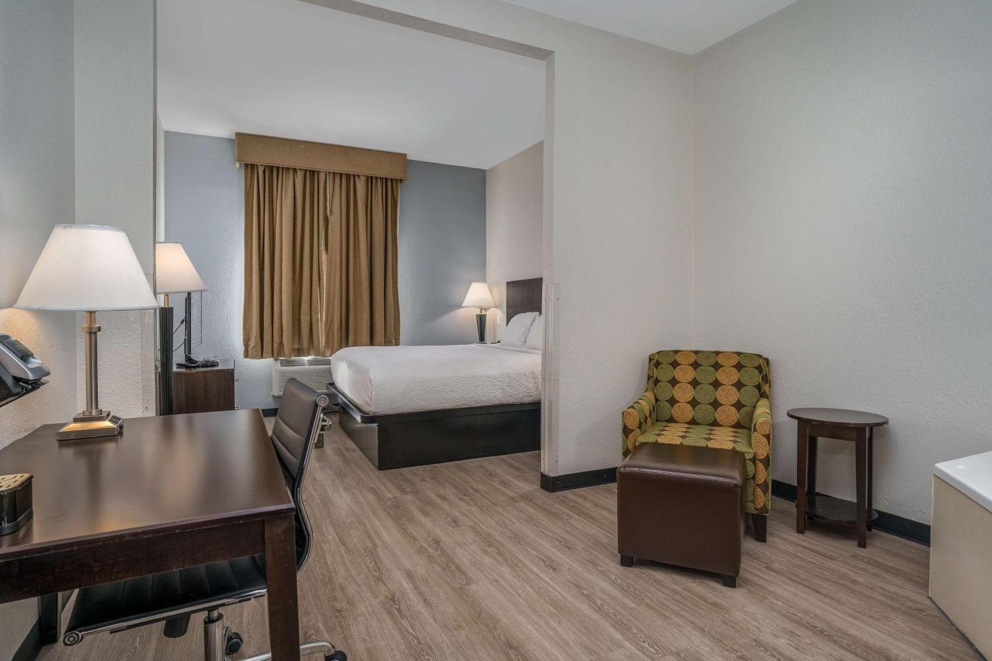 Western Silvercreek 3*