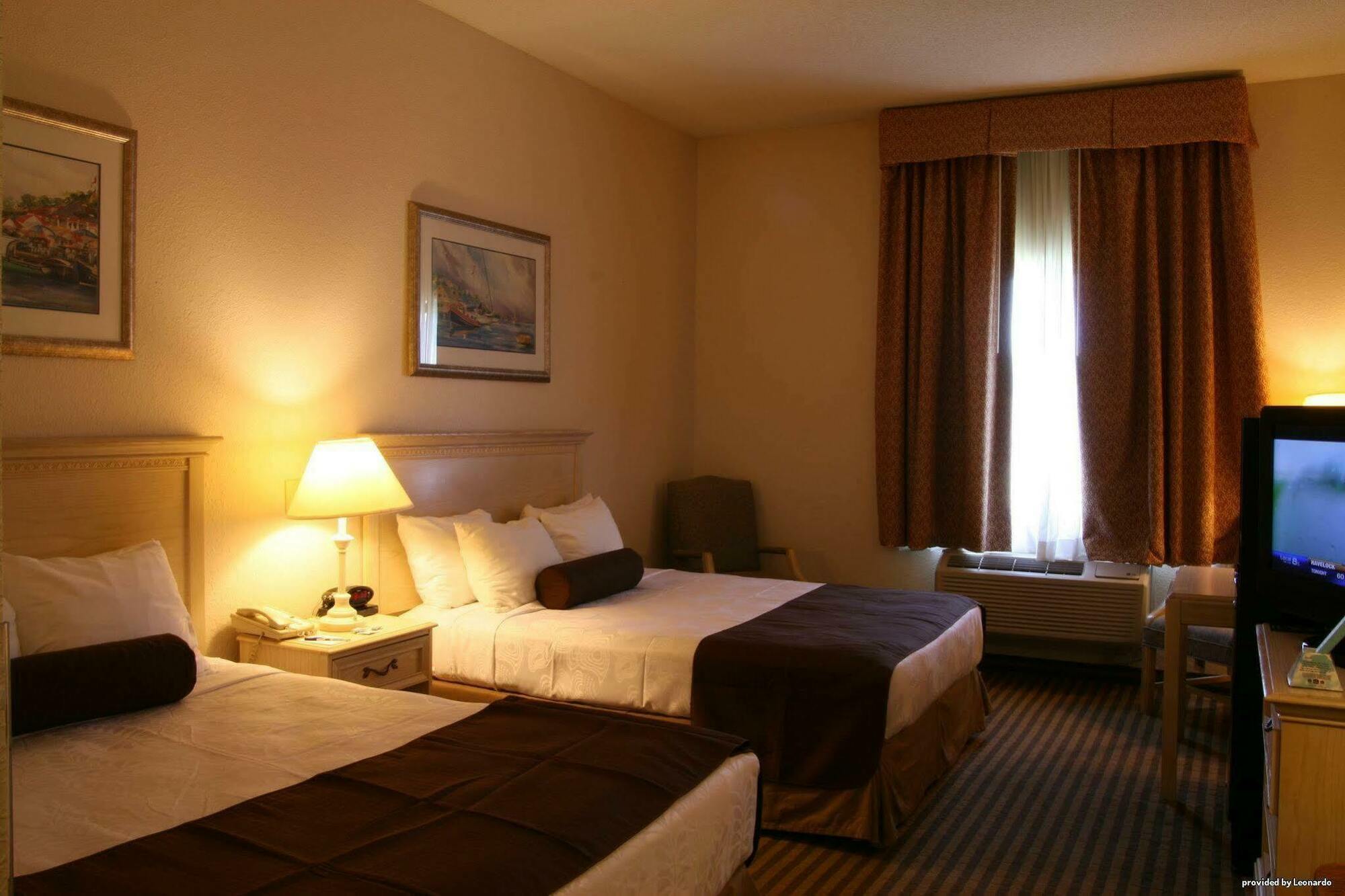 Hotel Western Silvercreek 3*